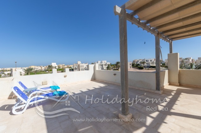 Roof Terrace with amazing view over El Gouna