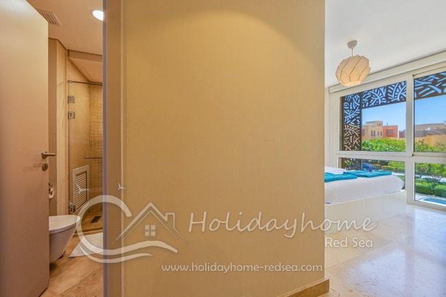 Bedroom with en-suite bathroom. 