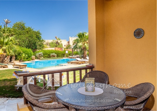 Terrace with pool access