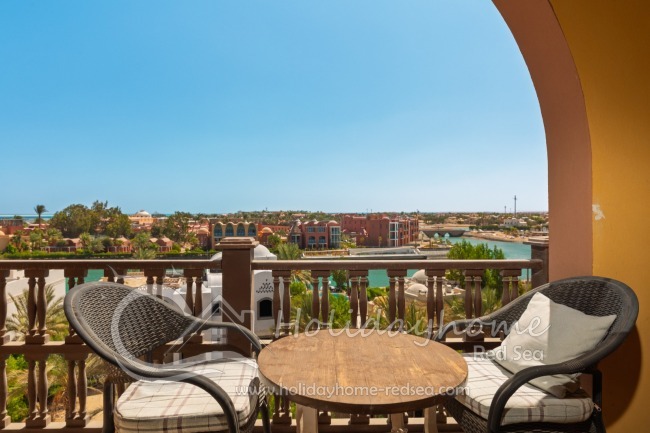 Balcony in bedroom 1