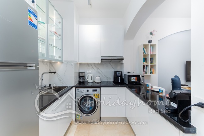 Fully equipped modern kitchen