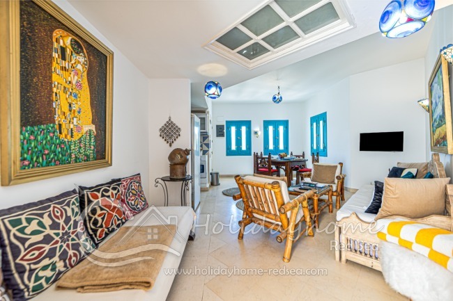 Oriental living room with dining area and open kitchen