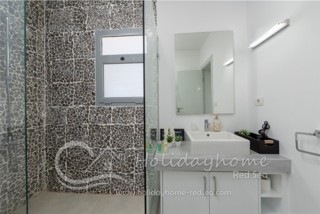 Bathroom 1 with large shower
